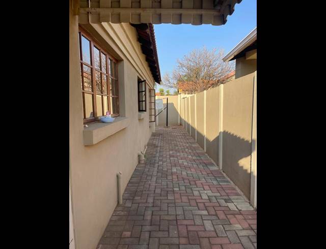 3 BEDROOM HOUSE FOR SALE IN HEATHERVIEW